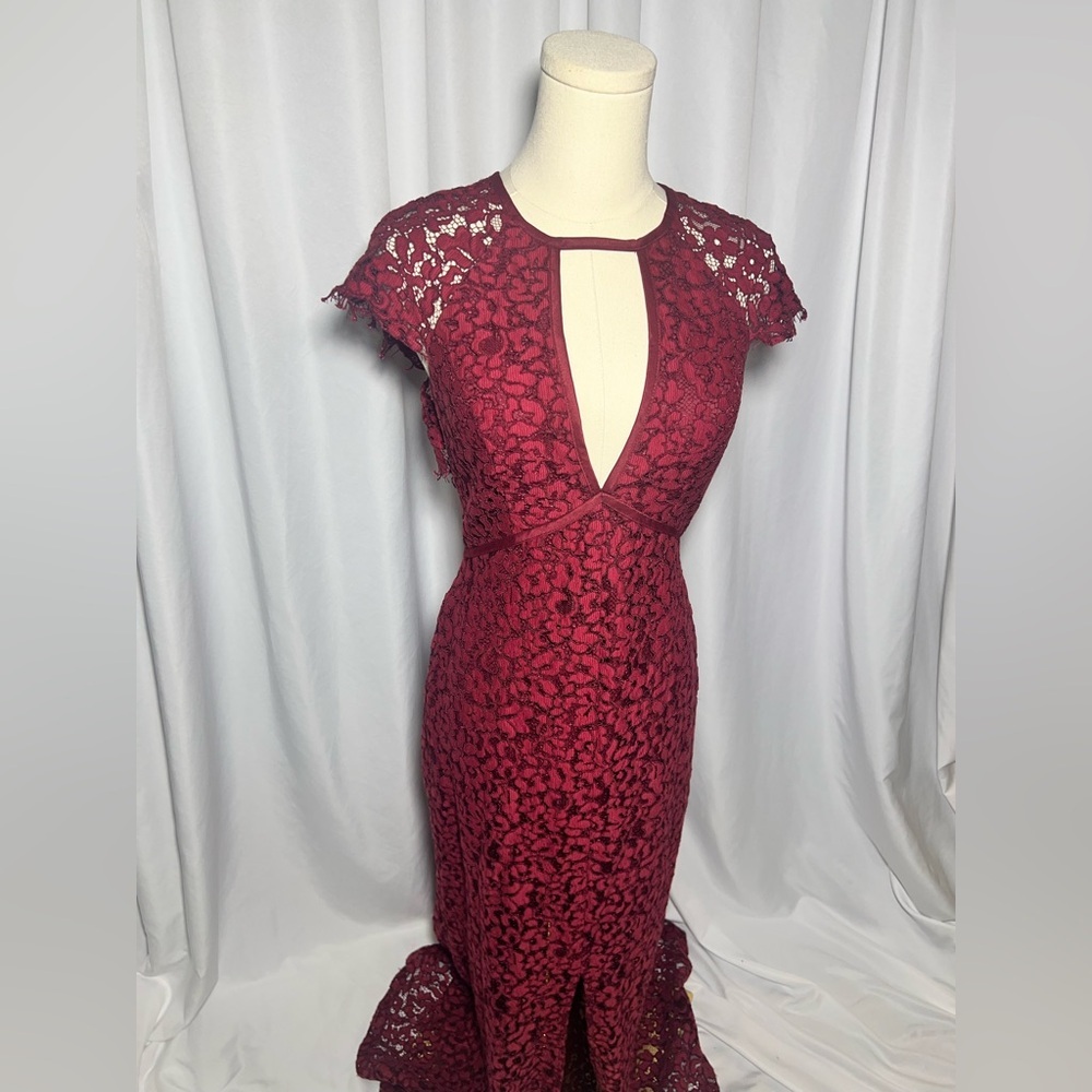 Harlyn Burgundy place Cap Sleeve Dress | S - Picture 2 of 12